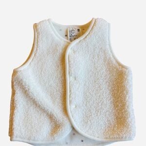 Uniqlo Soft White Sleeveless Kids Vest 3-6 months